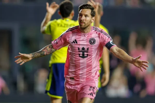 2f48f6de dfe5 428c 847b dc558fa4e446